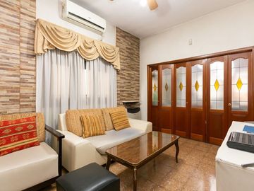 Casa Multifamiliar 3 en 1  cochera patio FINANCIA
