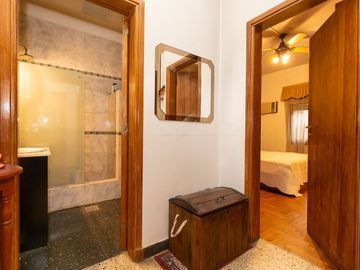 Casa Multifamiliar 3 en 1  cochera patio FINANCIA