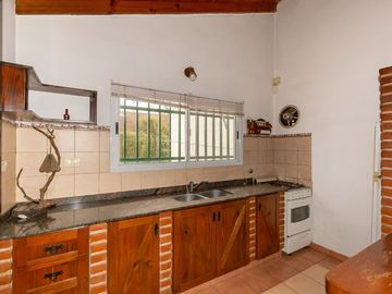 Casa Multifamiliar 3 en 1  cochera patio FINANCIA