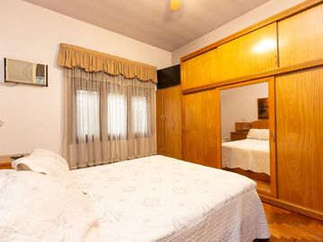 Casa Multifamiliar 3 en 1  cochera patio FINANCIA