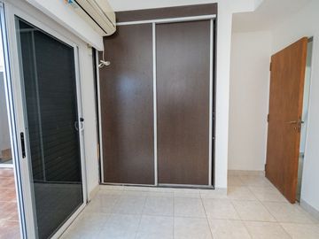 Vendo Excelente Departamento con cochera!!!