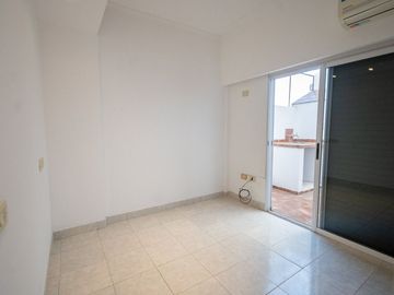 Vendo Excelente Departamento con cochera!!!
