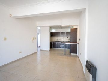 Vendo Excelente Departamento con cochera!!!