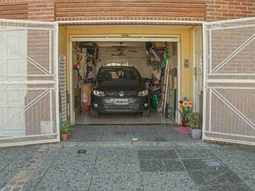 Venta Duplex 4 amb. V. Lugano-Garage-Patio-Terraza
