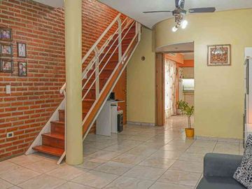 Venta Duplex 4 amb. V. Lugano-Garage-Patio-Terraza
