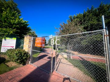 Casa en venta frente a parque en Fracc. Loreto