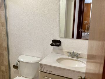 Departamento en venta, Jardines de la Hacienda 2 recamaras, 1 estudio ,2 baños