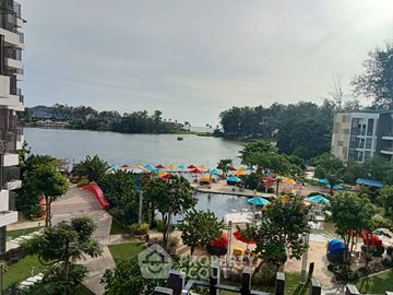1-BR Condo at Cassia Residences close to Laguna