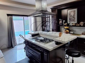 Casas en Venta en Pedregal del Valle