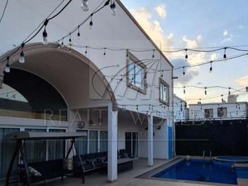 Casas en Venta en Pedregal del Valle