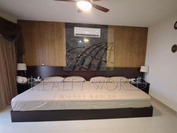 Casas en Venta en Pedregal del Valle