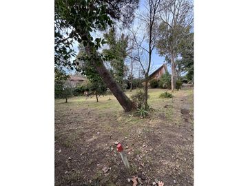VENTA CASA ALPINA a Cuatro cuadras de la Playa-Lote 800m2