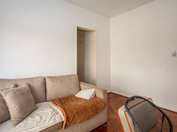 DEPTO 2 AMBIENTES C/ BALCON - VILLA URQUIZA