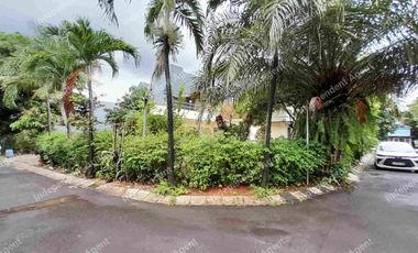 Rumah 2 lantai Huk di Taman Kenari Nusantara Cibubur