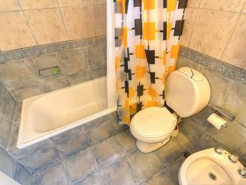 CASA EN VENTA APTO CREDITO EN  MASCHWITZ PRIVADO