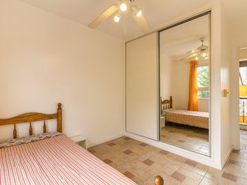 CASA EN VENTA APTO CREDITO EN  MASCHWITZ PRIVADO