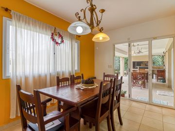 CASA EN VENTA APTO CREDITO EN  MASCHWITZ PRIVADO
