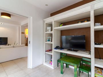 CASA EN VENTA APTO CREDITO EN  MASCHWITZ PRIVADO