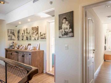 Excelente Casa con amarra prop, en Santa Catalina