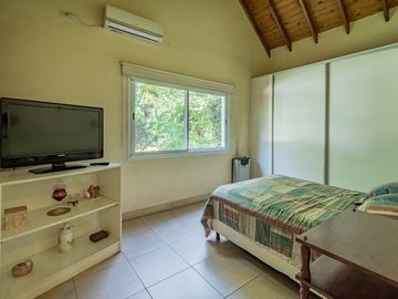 Venta Casa 4 amb Pileta  Barrio La Arboleda Garin