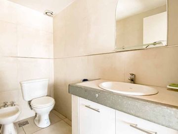 VENTA DEPOSITO CON OFICINAS QUINCHO 730 M2 PUERTO
