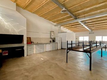 VENTA DEPOSITO CON OFICINAS QUINCHO 730 M2 PUERTO