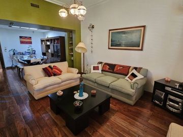 CASA CHALET 4 AMB + 2 AMB EN VENTA EL PALOMAR