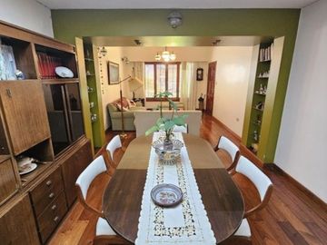 CASA CHALET 4 AMB + 2 AMB EN VENTA EL PALOMAR
