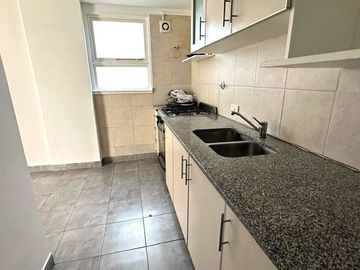 DEPARTAMENTO 3 AMB EN VENTA ADROGUE CON COCHERA