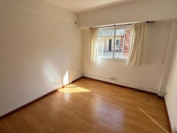 DEPARTAMENTO 3 AMB EN VENTA ADROGUE CON COCHERA