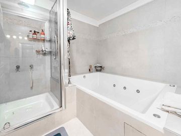 Venta depto 5 amb Piso Caballito dos coch Unico