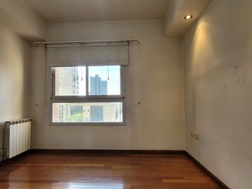 DEPARTAMENTO PISO COMPLETO 4 AMB. BALCON Y COCHERA