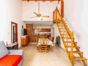 VENTA CASA 2 A 3 dormitos- VISTA ALEGRE -