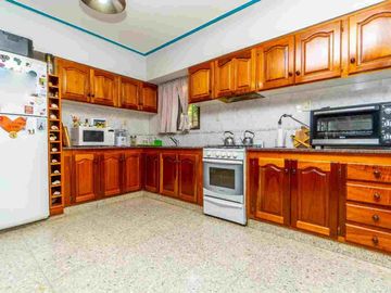 VENTA CASA 2 A 3 dormitos- VISTA ALEGRE -