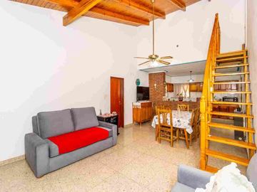 VENTA CASA 2 A 3 dormitos- VISTA ALEGRE -