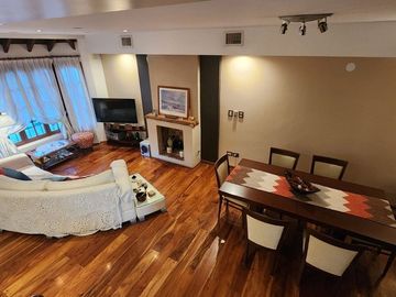 Venta PH 4 ambientes, pileta, jardín, Hurlingham