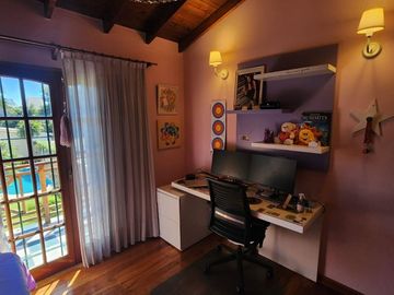Venta PH 4 ambientes, pileta, jardín, Hurlingham