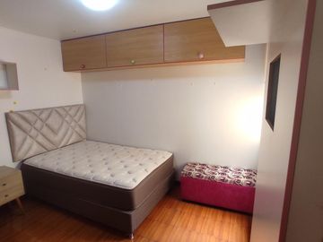 Alquilo dpto. con finos acabados, 02 cocheras, Amplia terraza en La Molina