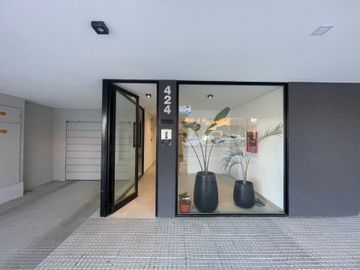 VENTA MONOAMBIENTE AMPLIO A ESTRENAR CENTRO NQN