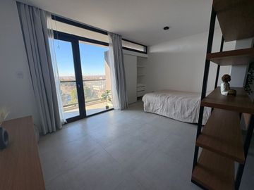 VENTA MONOAMBIENTE AMPLIO A ESTRENAR CENTRO NQN
