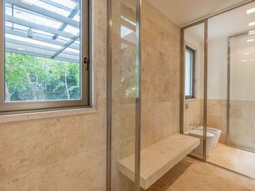VENTA casa moderna a estrenar  Highland Park Pilar