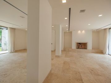 VENTA casa moderna a estrenar  Highland Park Pilar