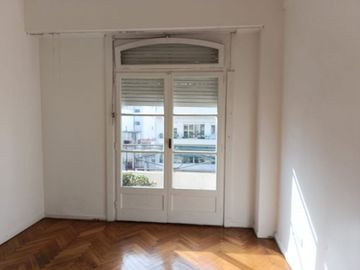 VENTA 3 AMBIENTES CON BALCON CABALLITO