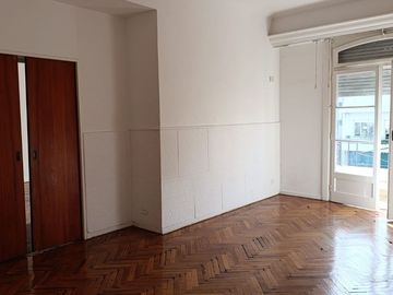 VENTA 3 AMBIENTES CON BALCON CABALLITO