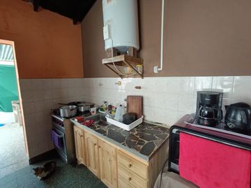 VENTA LOTE 285 mts2 CASA A REFACCIONAR O DEMOLER !