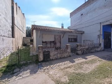 VENTA LOTE 285 mts2 CASA A REFACCIONAR O DEMOLER !