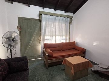 VENTA LOTE 285 mts2 CASA A REFACCIONAR O DEMOLER !