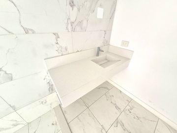 SEMIPISO-PISO 11 