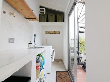 VENTA DE PH CINCO AMBIENTES EN VILLA CRESPO
