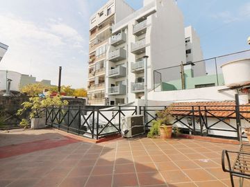 VENTA DE PH CINCO AMBIENTES EN VILLA CRESPO
